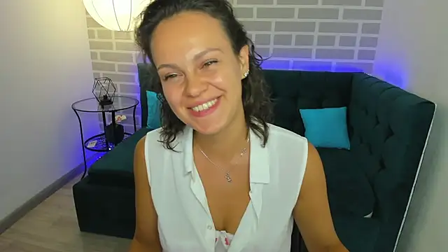 Kira_Steel webcam