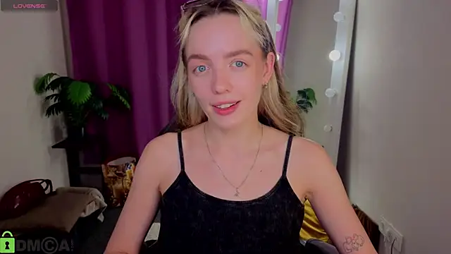 R0cket_bunny webcam