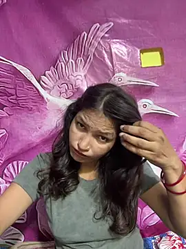 Priyaa_1433