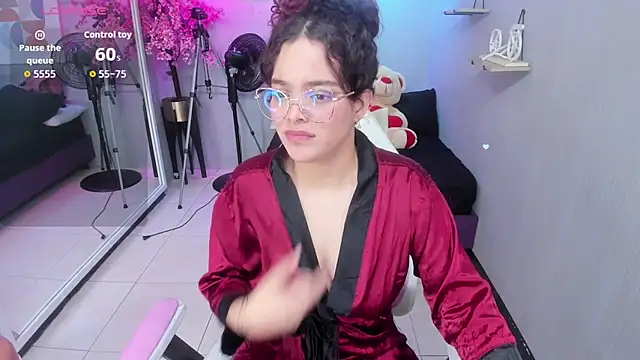 Maggy_t18 webcam
