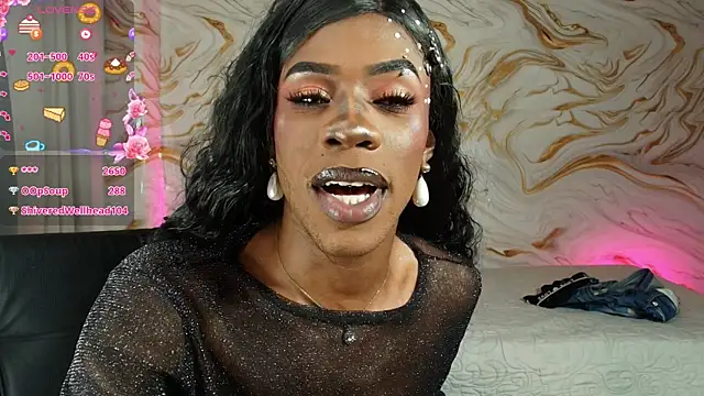 EbonyHansNight webcam