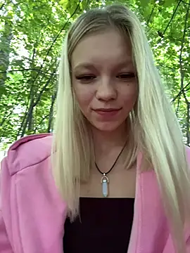 Foxy_Blondie webcam