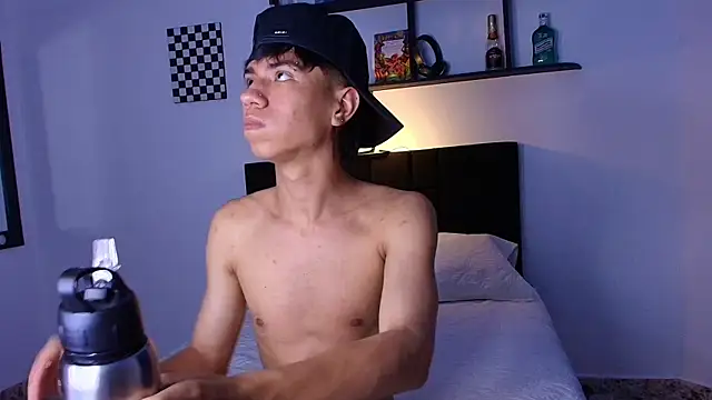 Jacob__10 live cam on StripChat