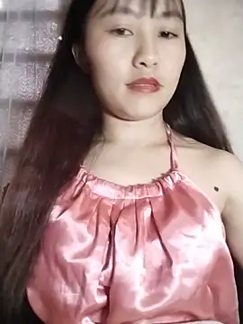 Cherry-squirtt live cam on StripChat