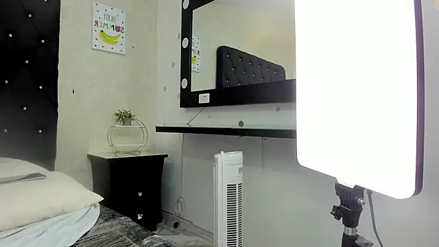 Antonella_morrison webcam