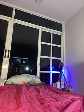 loladupont live cam on StripChat