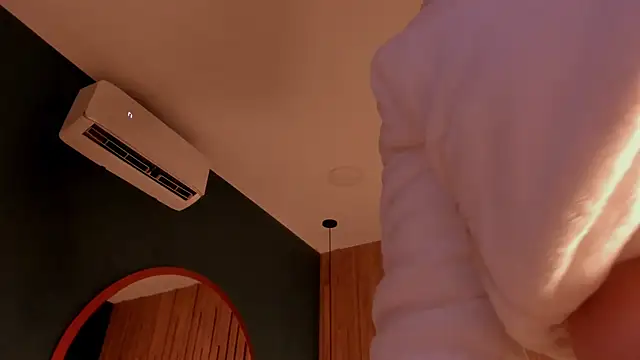 Blue_Angell live cam on StripChat