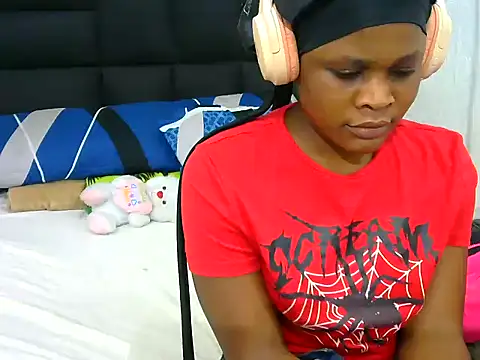 BlondieBitch live cam on StripChat