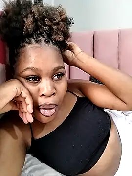 Cherrydollx live cam on StripChat