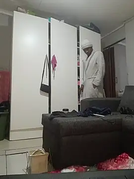koolbend live cam on StripChat