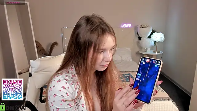 boozekirs_ (F young) - Gentle hugs