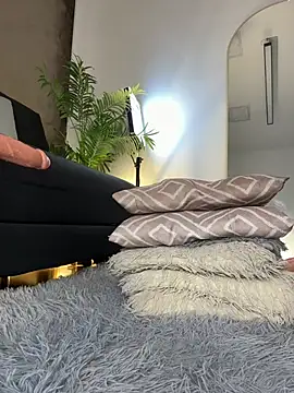 Isa__Blanc webcam