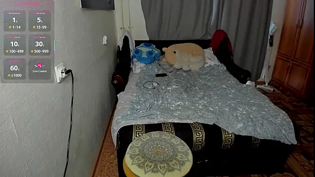 monica__elder webcam