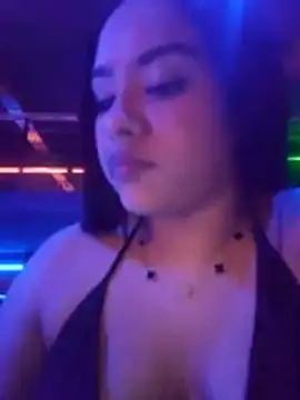 EAAM1@xh live cam on StripChat