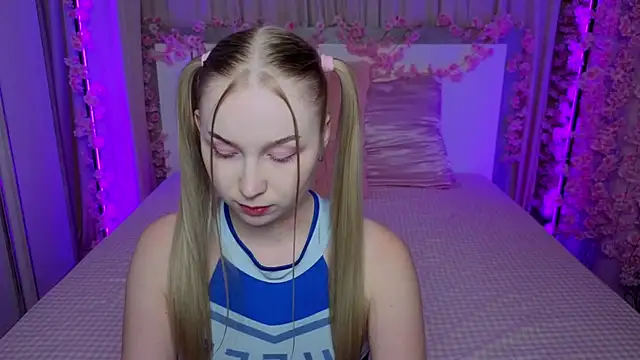 LilyStarlight webcam