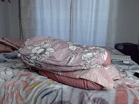 SweetAppleCandyxx webcam