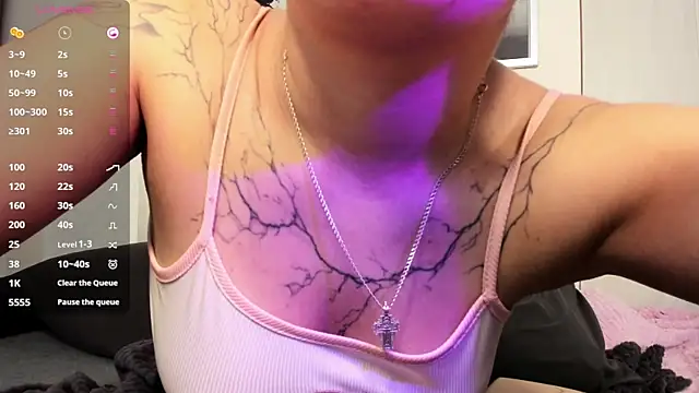 Dark_Moni webcam