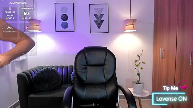 sarita_evanss