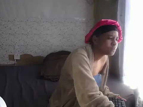EbonyEssence webcam