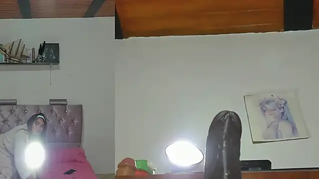 sharlotte_funny live cam on StripChat