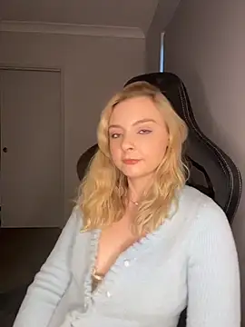 Lotttiee's live cam