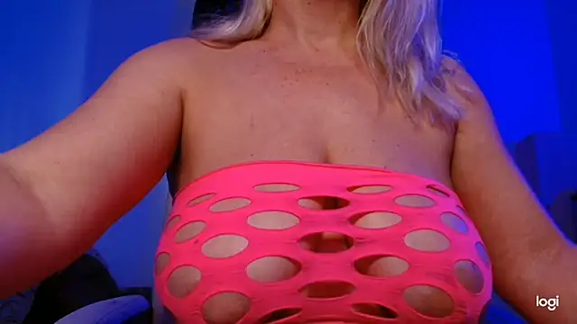 freyyamore1 webcam
