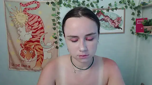 veryveryveryshy_ - VeryVeryVeryShy_'s free webcam - UK Sex Cams