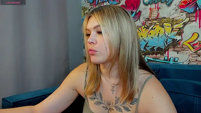 Jerry-Hall live cam on StripChat