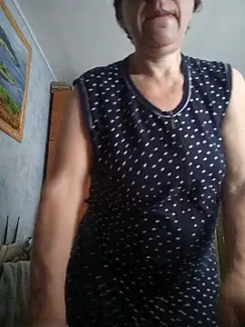 Olena72531 webcam