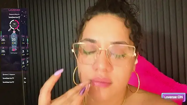 dulce_lf live cam on StripChat