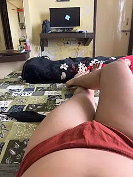 indianshycouple live cam on StripChat