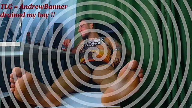 AndrewBanner live cam on StripChat