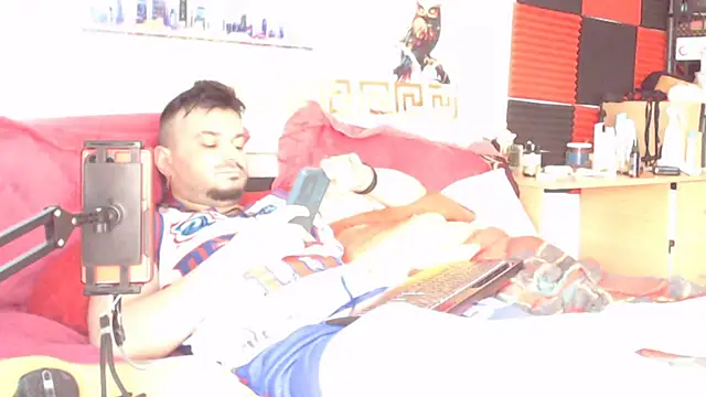 Hugec0ck007 webcam