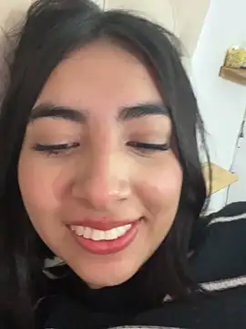 cherry_skinnyy_ webcam