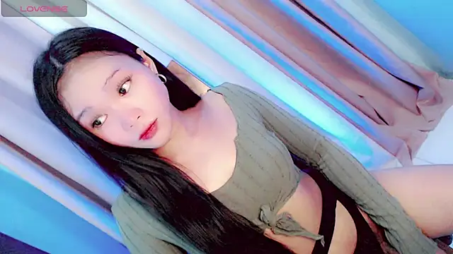 Amomentoflust202 webcam