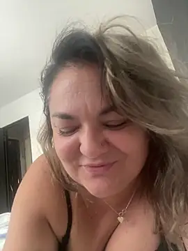 MikyVesela webcam