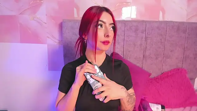 Sweett_Taylorr live cam on StripChat