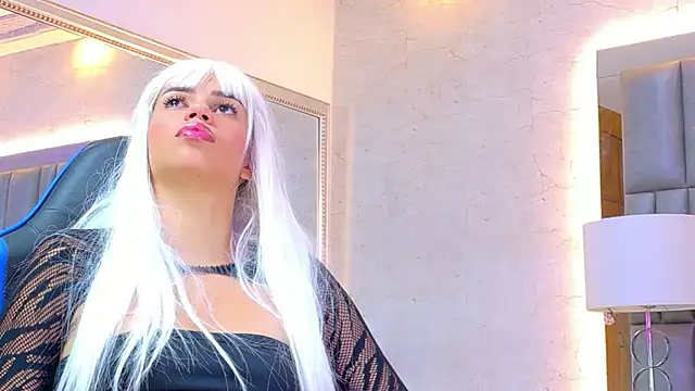 AlanaHouston webcam