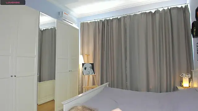 LavenderMitten webcam