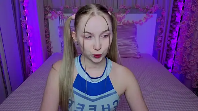 LilyStarlight webcam