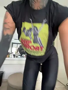 kathaleanoir - KathaleaNoir's free webcam - UK Sex Cams
