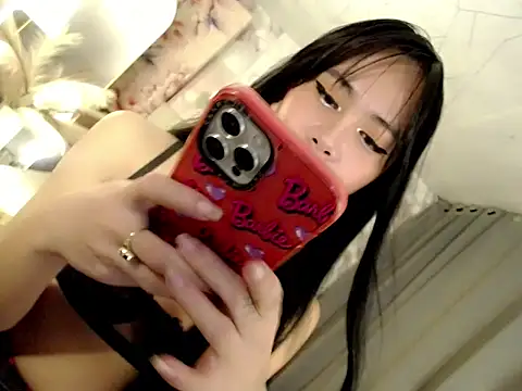 Little_SlutNica webcam