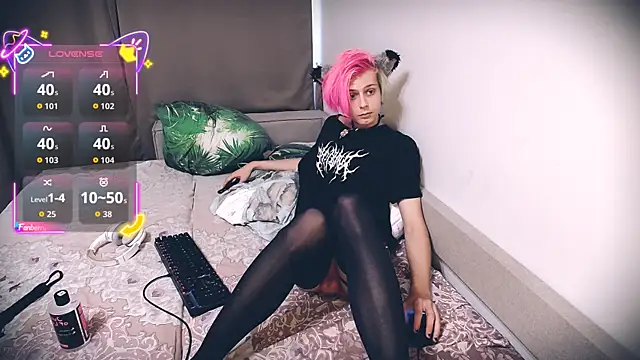 Littlepinkcat webcam