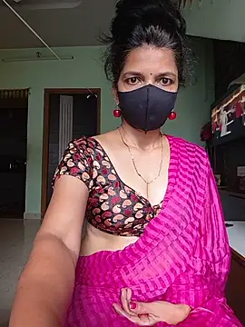Shuttii_25 webcam
