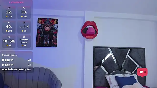 candy_fox2 live cam on StripChat