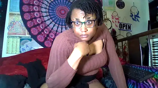 GardeniaFields live cam on StripChat