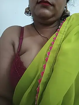 Nyra-23 live cam on StripChat
