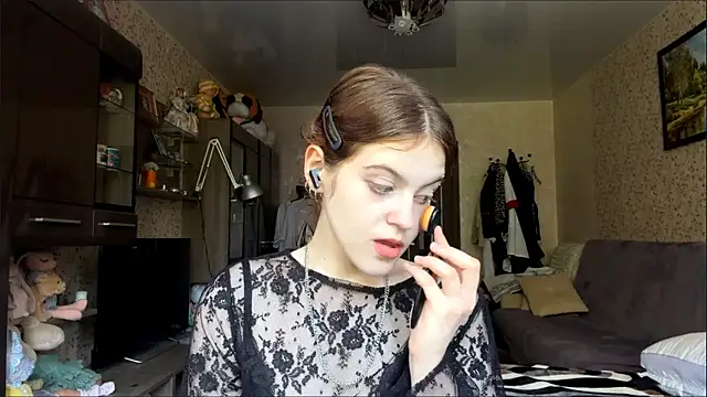 BuzzingRaid live cam on StripChat