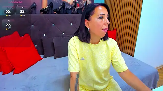 LauraSiin webcam