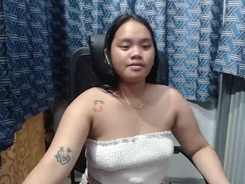 prettykrysgirl webcam